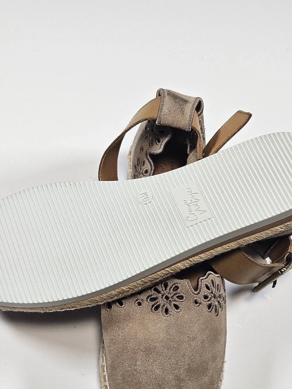 Crown Vintage Women’s Taupe Suede Espadrille Ankle-Strap Flats Size 9